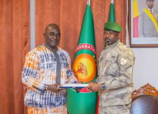 AES : Deux émissaires burkinabè reçus au Palais de Koulouba