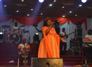 20 ans de louange et d’adoration: Rose Bationo rend hommage à Dieu et aux missionnaires