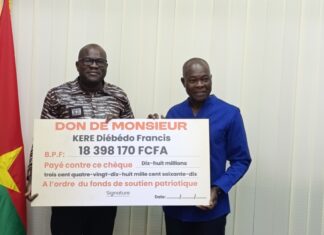 Fonds de soutien patriotique: l’architecte Francis Kéré verse plus de 18 millions F CFA