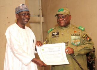 Citoyenneté et patriotisme: la ville de Niamey reconnaissante à des citoyens et entreprises