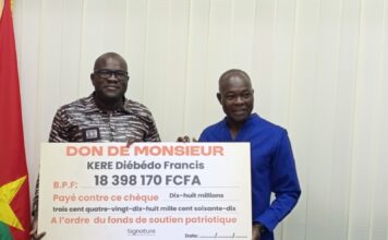 Fonds de soutien patriotique: l’architecte Francis Kéré verse plus de 18 millions F CFA