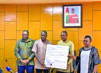 Fonds de soutien patriotique: les Burkinabè du Togo et du Koweït offrent plus de 21 millions F CFA