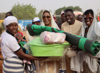 Journée de reconnaissance à Rakisse : Adja de Komsilga rend grâce à Allah pour les 804 naissances reçues en 2025