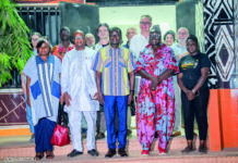 Festival international de danse de Ouagadougou: le ministre Gilbert Ouédraogo visite « le Grin des arts vivants », site de la 14e édition