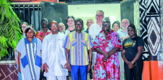 Festival international de danse de Ouagadougou: le ministre Gilbert Ouédraogo visite « le Grin des arts vivants », site de la 14e édition