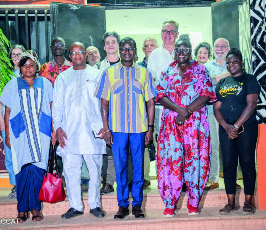 Festival international de danse de Ouagadougou: le ministre Gilbert Ouédraogo visite « le Grin des arts vivants », site de la 14e édition