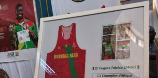 Musée national : le maillot de champion du monde de Hugues Fabrice Zango entre dans l’histoire