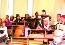 Biologie médicale: des étudiants instruits à des enseignements et aux opportunités professionnelles