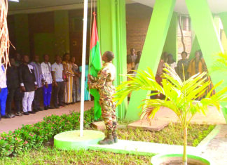 Première montée des couleurs de 2026: le ministre Baro souhaite plus d’engagement