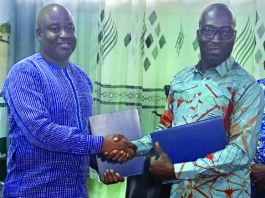 Assurance-maladie universelle : une signature de convention pour opérationnaliser le régime