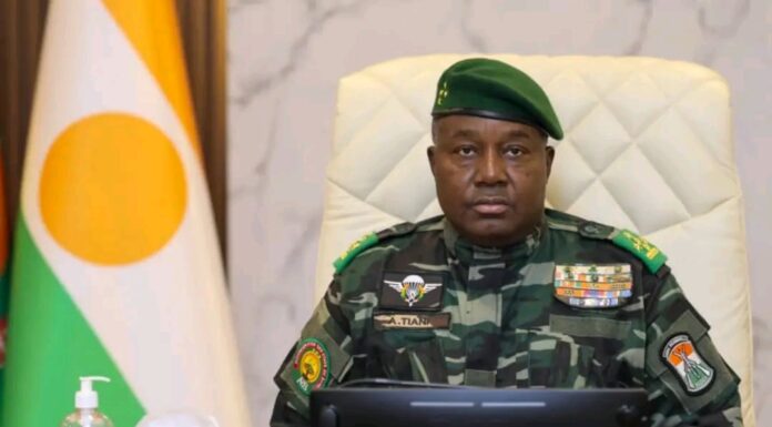 Niger: le Président Tiani reçoit des journalistes et cinéastes primés à l’international