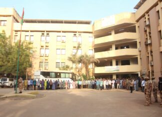 Montée des couleurs nationales: les ministères en charge de l’industrie et de l’énergie sacrifient à la tradition