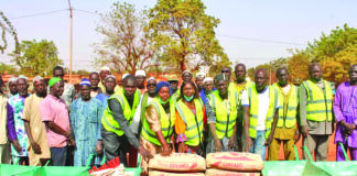 Initiative présidentielle Faso Mêbo: 14,5 tonnes de ciment et du matériel remis à Ouahigouya