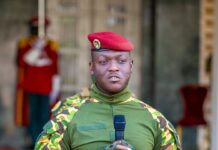 MONTÉE DES COULEURS AU PALAIS PRÉSIDENTIEL DE KOULOUBA :Le Président du Faso invite les Serviteurs du Peuple à « attacher leurs ceintures » pour 2026