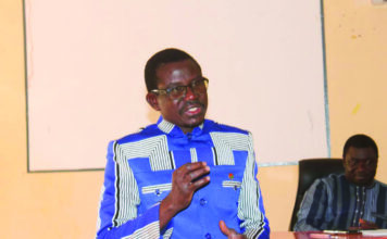Le ministre de l’Enseignement secondaire dans le Nakambé : Moumouni Zoungrana « surfe » sur l’esprit de famille pour réussir sa mission