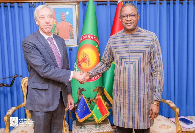 Coopération Burkina-Union européenne: l&rsquo;envoyé spécial de Bruxelles pour le Sahel à l&rsquo;écoute du chef de la diplomatie