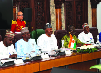 Espace AES: Visite de travail en Algérie