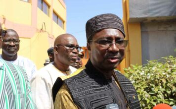 Réformes éducatives :Le ministre Dingara échange avec ses collaborateurs des Koulsé