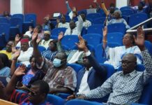 Dissolution des partis et formations politiques : le projet de loi acté par les députés