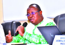 Université Norbert-Zongo: le ministre Adjima Thiombiano à l’écoute des enseignants- chercheurs et étudiants