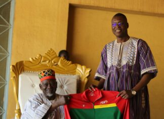 GRAND PRIX CYCLISTE RTB : Une délégation de la Nationale du son et de l’image reçue par le Moogho Naaba