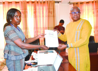 Journée de l’exemplarité fiscale: le ministre de la Santé invite ses collaborateurs à payer leurs impôts