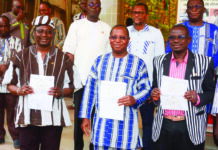 Journées de l’exemplarité fiscale: les ministres chargés de l’Enseignement s’acquittent de leurs impôts