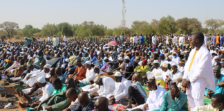 Ramadan 2026 : Les musulmans de Manga prient pour le retour de la paix