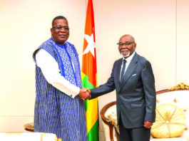 Coopération Burkina-Togo: l’ambassadeur David Kabré présente ses lettres de créance au président togolais