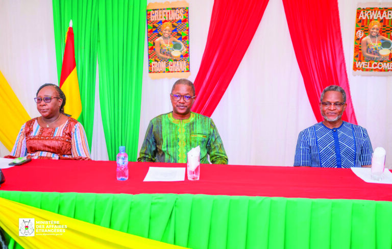 Fête nationale de la République du Ghana: les premiers responsables du ministère des Affaires étrangères prennent part