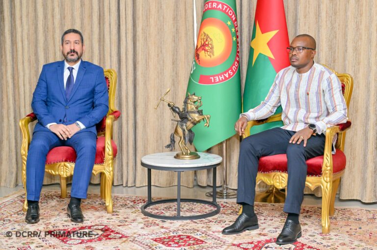 Coopération bilatérale: le Premier ministre échange avec l’ambassadeur du Maroc