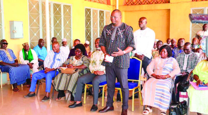 Mise en œuvre de la justice traditionnelle: la loi Faso Bu kaoré présentée au Mogho Naaba Baongho