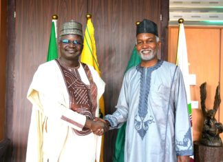 Coopération bilatérale: le consul général du Burkina à Lagos présente ses lettres de provision au chef de la diplomatie