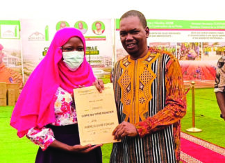 SONATUR: 500 titres fonciers remis aux acquéreurs de Ziniaré et Silmiougou