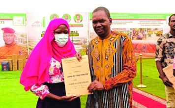 SONATUR: 500 titres fonciers remis aux acquéreurs de Ziniaré et Silmiougou