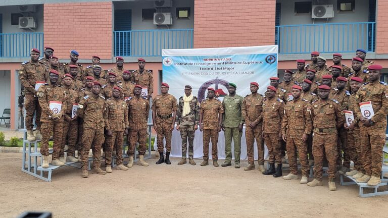 Institut de l&rsquo;enseignement militaire supérieur Tiéfo-Amoro : 30 officiers prêts à faire valoir leurs compétences