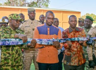 𝐏𝐢𝐬𝐜𝐢𝐜𝐮𝐥𝐭𝐮𝐫𝐞 𝐚𝐮 𝐁𝐮𝐫𝐤𝐢𝐧𝐚 𝐅𝐚𝐬𝐨 : 𝐥𝐞 𝐏𝐫𝐞𝐦𝐢𝐞𝐫 𝐦𝐢𝐧𝐢𝐬𝐭𝐫𝐞 𝐢𝐧𝐚𝐮𝐠𝐮𝐫𝐞 𝐝𝐞𝐬 𝐮𝐧𝐢𝐭𝐞́𝐬 𝐢𝐧𝐝𝐮𝐬𝐭𝐫𝐢𝐞𝐥𝐥𝐞𝐬 𝐝𝐞 𝐩𝐫𝐨𝐝𝐮𝐜𝐭𝐢𝐨𝐧 𝐝’𝐚𝐥𝐢𝐦𝐞𝐧𝐭𝐬 𝐩𝐨𝐮𝐫 𝐩𝐨𝐢𝐬𝐬𝐨𝐧𝐬