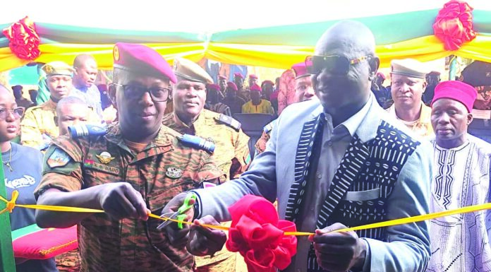 Economat des Forces de défense et de sécurité: le premier point de vente de l’antenne régionale de Bankui inauguré