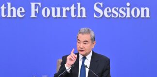Chine : Wang Yi répond à la presse au sujet de la diplomatie de Chef d’État