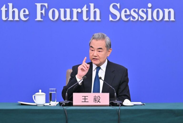 Chine : Wang Yi répond à la presse au sujet de la diplomatie de Chef d&rsquo;État