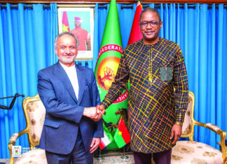 Coopération bilatérale: l’ambassadeur d’Iran et chef de la diplomatie burkinabè échangent sur des questions d’actualité