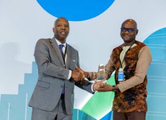 Prix panafricains du journalisme en réassurance : Adama Sedgo des Editions Sidwaya remporte le premier prix en langue française