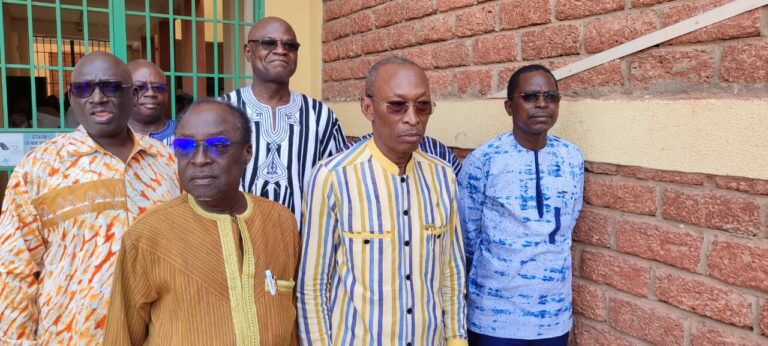 Institut des peuples noirs Farafina: l’éveil et la maîtrise du savoir scientifique prêchés à Ouagadougou.