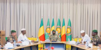 Conseil supérieur de la défense nationale: le général d’armée Assimi Goïta fixe les orientations stratégiques après les attaques terroristes