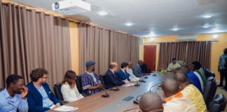 Coopération économique: des investisseurs italiens reçus par le chef du Parlement