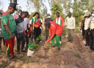 15 jours pour changer mon musée national et ses alentours: le ministre Gilbert Ouédraogo encourage les initiateurs