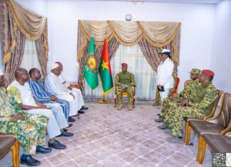 SÉJOUR DU CHEF DE l’ÉTAT À BOBO-DIOULASSO : les leaders religieux du Guiriko saluent les efforts du Président du Faso pour le développement du pays.