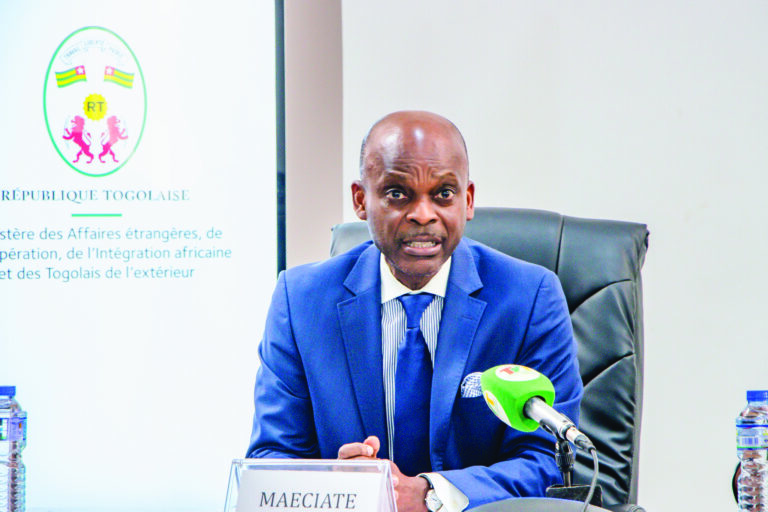Pr Robert Dussey, ministre togolais des Affaires étrangères: « En nous rapprochant de l’AES, nous affirmons notre volonté de maintenir une coopération pragmatique face aux menaces communes »