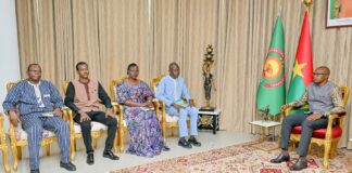 𝐑𝐞𝐬𝐩𝐨𝐧𝐬𝐚𝐛𝐢𝐥𝐢𝐭𝐞́ 𝐬𝐨𝐜𝐢𝐞́𝐭𝐚𝐥𝐞 𝐝𝐞𝐬 𝐞𝐧𝐭𝐫𝐞𝐩𝐫𝐢𝐬𝐞𝐬 : 𝐥𝐞 𝐏𝐫𝐞𝐦𝐢𝐞𝐫 𝐦𝐢𝐧𝐢𝐬𝐭𝐫𝐞 𝐚𝐩𝐩𝐞𝐥𝐥𝐞 𝐚̀ 𝐝𝐞𝐬 𝐚𝐜𝐭𝐢𝐨𝐧𝐬 𝐜𝐨𝐧𝐜𝐫𝐞̀𝐭𝐞𝐬