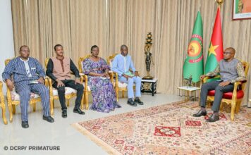 𝐑𝐞𝐬𝐩𝐨𝐧𝐬𝐚𝐛𝐢𝐥𝐢𝐭𝐞́ 𝐬𝐨𝐜𝐢𝐞́𝐭𝐚𝐥𝐞 𝐝𝐞𝐬 𝐞𝐧𝐭𝐫𝐞𝐩𝐫𝐢𝐬𝐞𝐬 : 𝐥𝐞 𝐏𝐫𝐞𝐦𝐢𝐞𝐫 𝐦𝐢𝐧𝐢𝐬𝐭𝐫𝐞 𝐚𝐩𝐩𝐞𝐥𝐥𝐞 𝐚̀ 𝐝𝐞𝐬 𝐚𝐜𝐭𝐢𝐨𝐧𝐬 𝐜𝐨𝐧𝐜𝐫𝐞̀𝐭𝐞𝐬